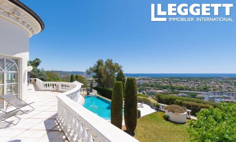 A louer MAISON  300 M2 VUE MER MANDELIEU LA NAPOULE