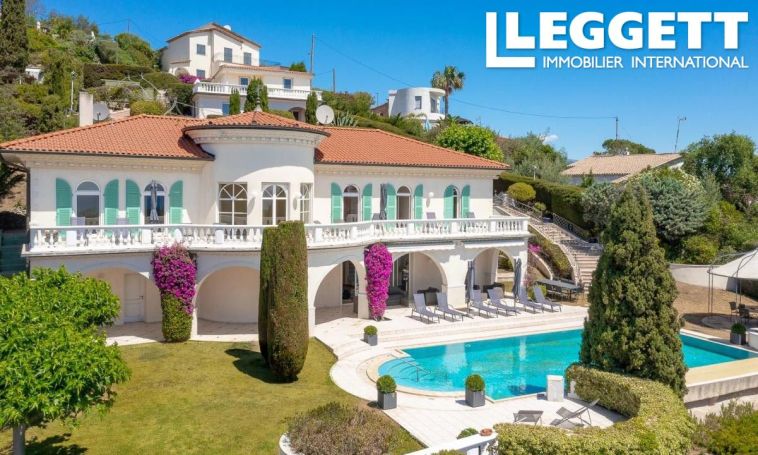 A louer MAISON  300 M2 VUE MER MANDELIEU LA NAPOULE