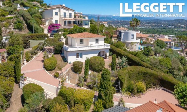 A louer MAISON  300 M2 VUE MER MANDELIEU LA NAPOULE