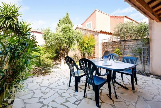 A vendre Maison 4 piEces avec terrasse/ jardin et garage Narbonne Plage