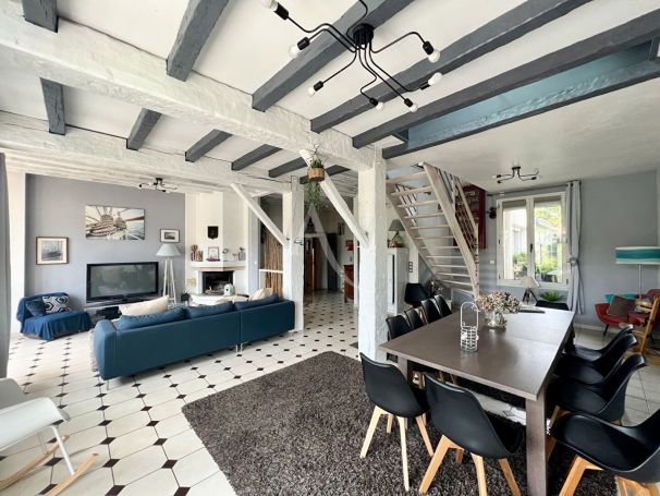 A vendre MAISON  DE MAîTRE PLAGE à PIED LONGEVILLE SUR MER
