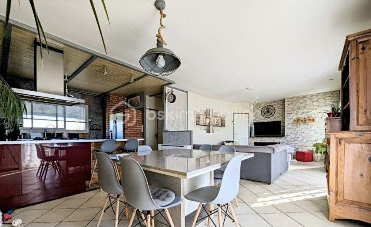 A vendre CHARMANTE MAISON 159m2 33230 Maransin