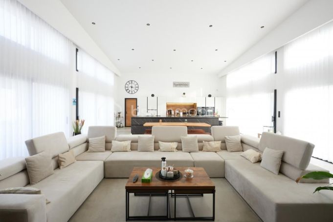 A louer MAISON  CONTEMPORAINE  MONTAIGU