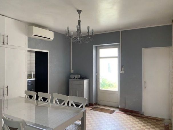 A vendre MAISON  4 PIECES 110 M2  AVRILLE