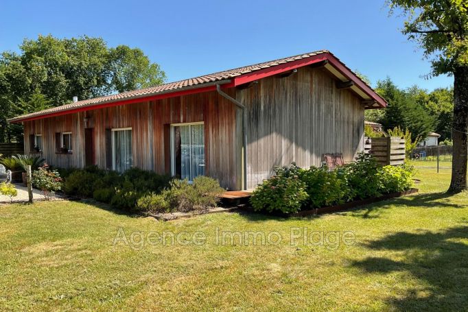 A vendre MAISON  5 PIECES 120 M2  SAINT VIVIEN DE MEDOC