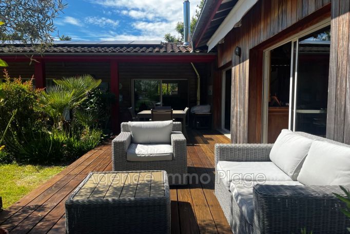 A vendre MAISON  5 PIECES 120 M2  SAINT VIVIEN DE MEDOC