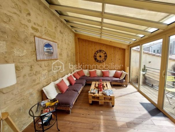 A louer APPARTEMENT DUPLEX T5 97 M2  BORDEAUX
