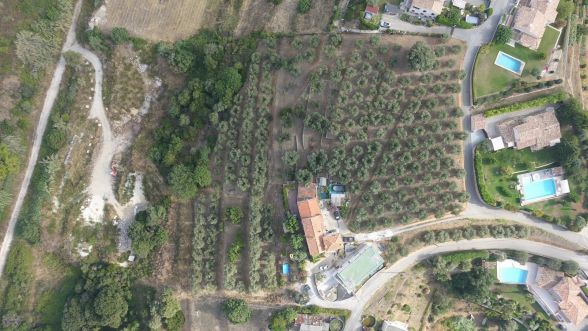 Somptueux Unique Terrain constructible avec vue Panoramique  