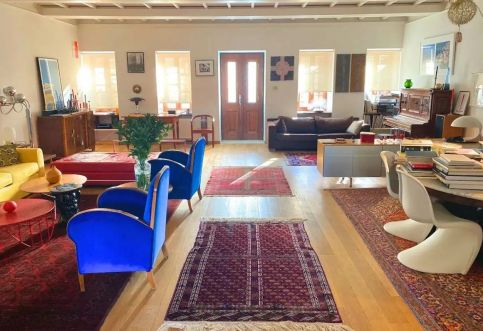 Très belle maison de ville située à Athènes  