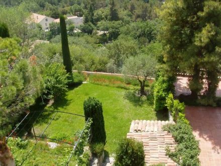 Très belle maison de village située à Aix en provence  