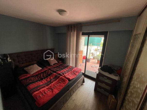 A louer APPARTEMENT T3 61 M2 TERRASSE BORD DE MER NICE