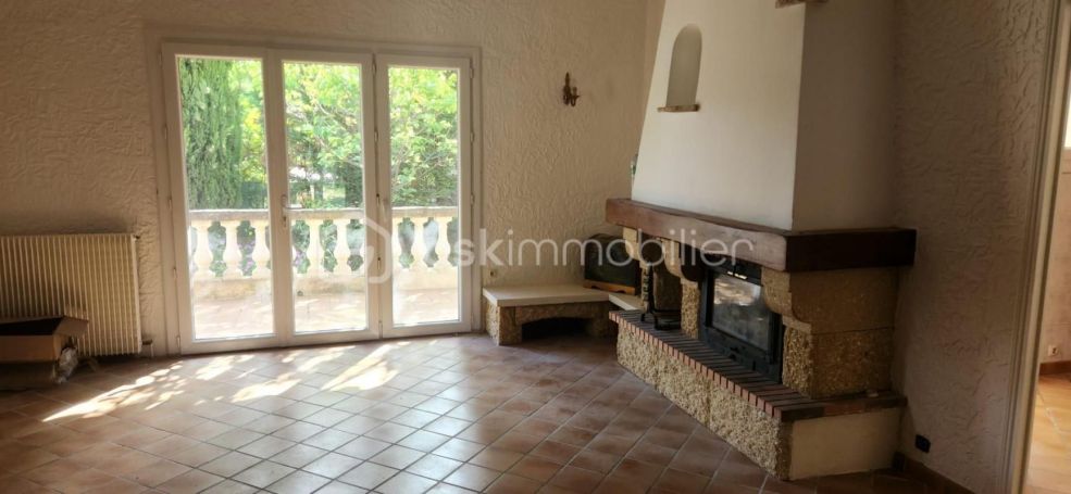 A louer MAISON  4 PIECES 128 M2 BORD DE MER OLLIOULES