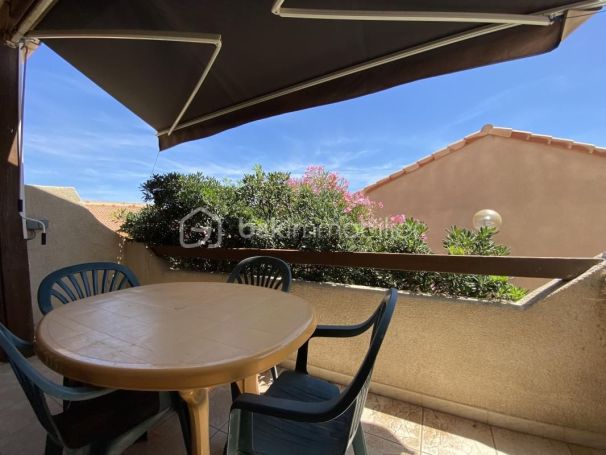 A louer APPARTEMENT T3 43 M2 TERRASSE BORD DE MER LEUCATE