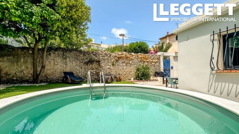 A louer MAISON  6 PIECES 138 M2 BORD DE MER ANTIBES