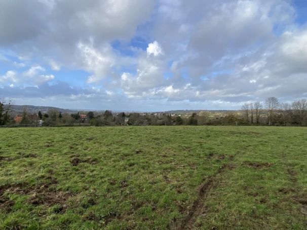 A vendre TERRAIN 826 M2 BORD DE MER VAU
