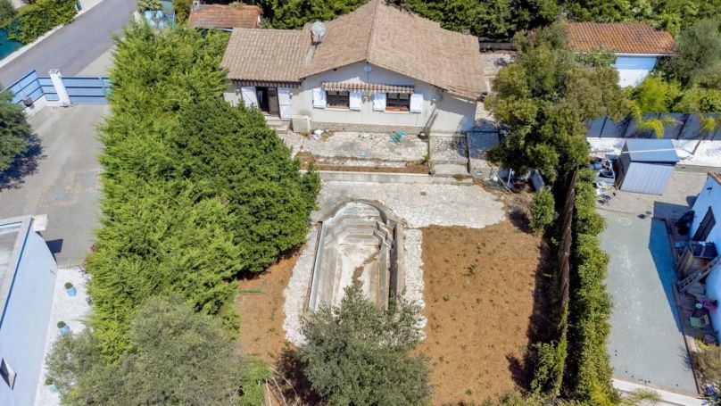 A louer MAISON  5 PIECES 152 M2  MOUGINS