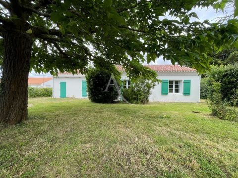 A vendre MAISON  5 PIECES 99 M2 BORD DE MER JARD SUR MER