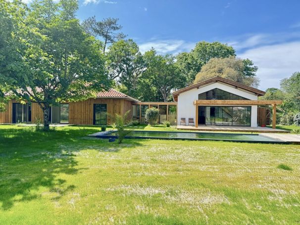 A vendre MAISON  CONTEMPORAINE PLAGE à PIED MOLIETS ET MAA