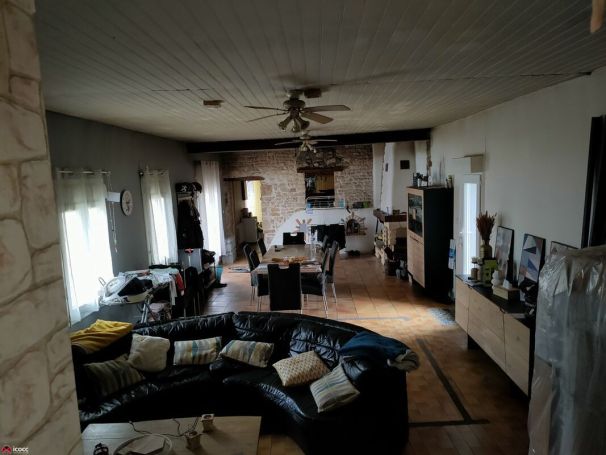 A vendre MAISON PIERRE PROCHE DE LA NATURE 85320 La Bretonniere La Claye