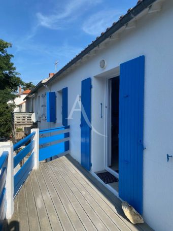 A vendre APPARTEMENT T3 40 M2 PLAGE à PIED LONGEVILLE SUR MER