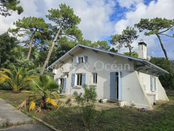 A vendre MAISON  5 PIECES 120 M2  SOORTS HOSSEGOR
