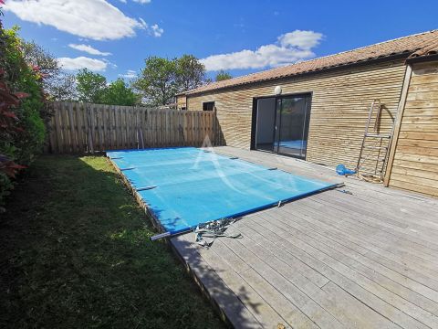 A vendre MAISON  4 PIECES 89 M2 BORD DE MER TALMONT SAINT HILAIRE
