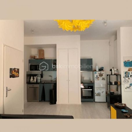 A louer APPARTEMENT T2 46 M2 TERRASSE  BORDEAUX