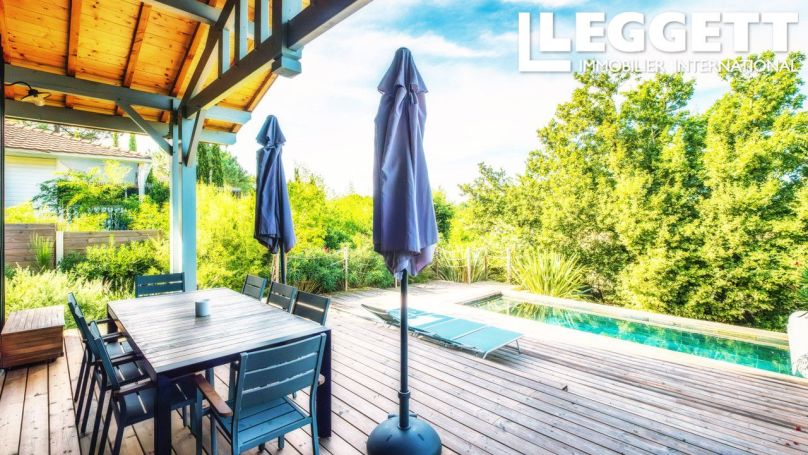 A vendre MAISON  6 PIECES 172 M2 BORD DE MER LA TESTE DE BUCH
