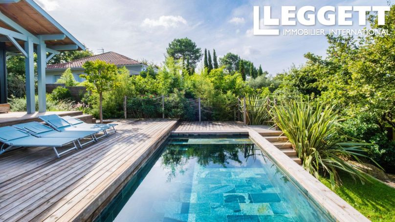 A vendre MAISON  6 PIECES 172 M2 BORD DE MER LA TESTE DE BUCH