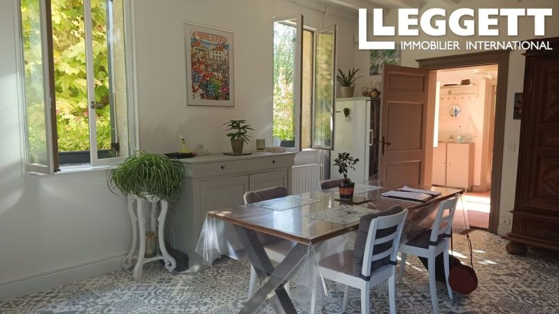 A louer MAISON  DE MAîTRE  COUTRAS