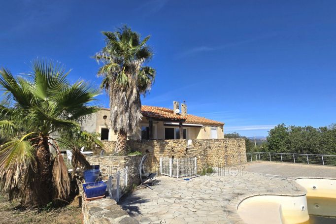 A vendre GîTE  MONTESQUIEU DES ALBERES Village