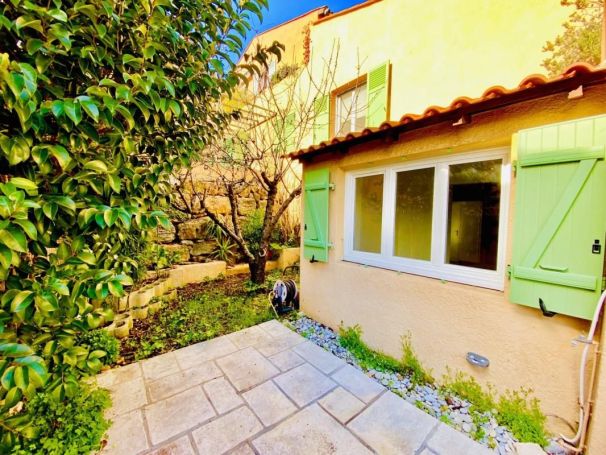 A louer APPARTEMENT T4 85 M2 TERRASSE  SOPHIA ANTIPOLIS