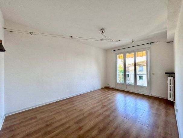 A louer APPARTEMENT T3 67 M2 TERRASSE VUE MER NICE