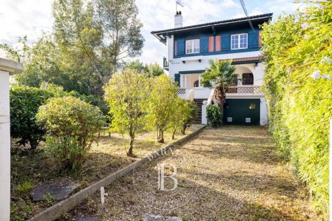 A vendre MAISON DES ANNEES 30 110 M² QUARTIER MARRCQ BAYONNE