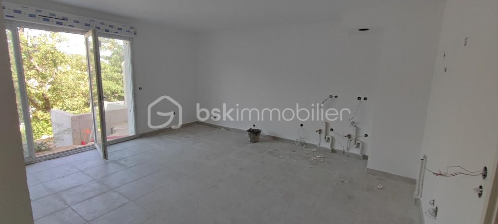 A louer MAISON  4 PIECES 81 M2  DRAGUIGNAN