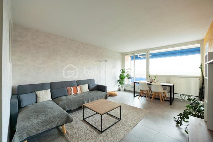 A louer APPARTEMENT T4 80 M2  BLANQUEFORT
