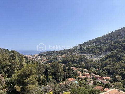 A louer APPARTEMENT T4 80 M2 TERRASSE BORD DE MER MENTON