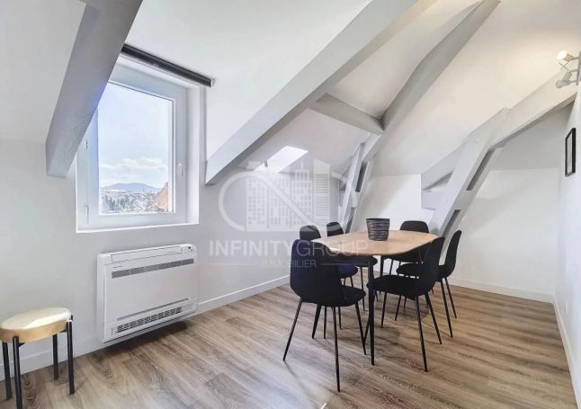 A louer APPARTEMENT NEUF T2 50 M2 BORD DE MER CANNES