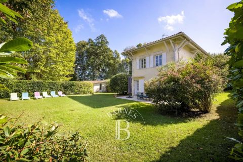 A louer MAISON  DE MAîTRE  BAYONNE