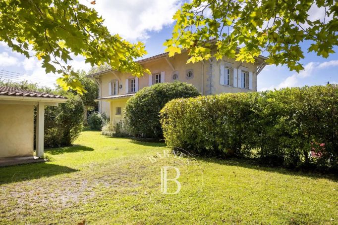 A louer MAISON  DE MAîTRE  BAYONNE