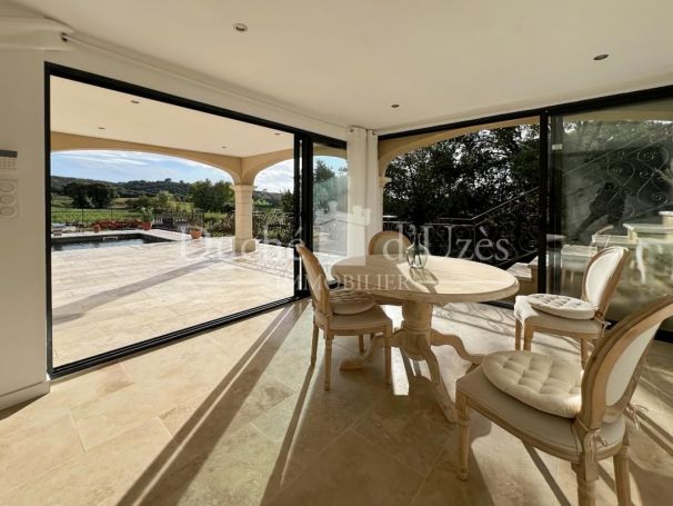 A louer MAISON  D'ARCHITECTE  UZES
