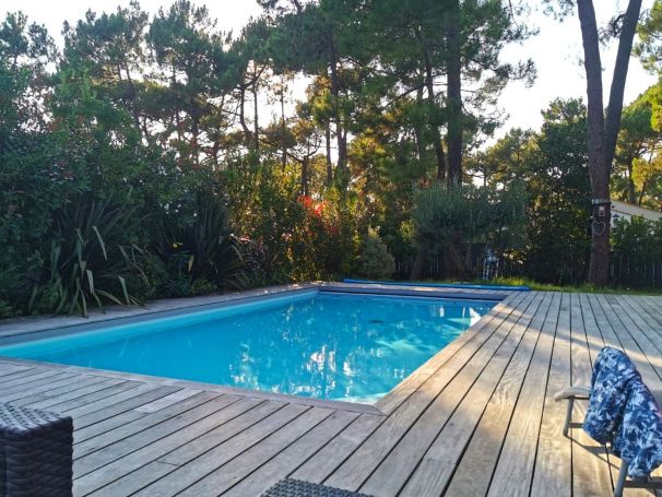 A vendre MAISON  5 PIECES 140 M2 BORD DE MER LA PALMYRE   LES MATHES commerces
