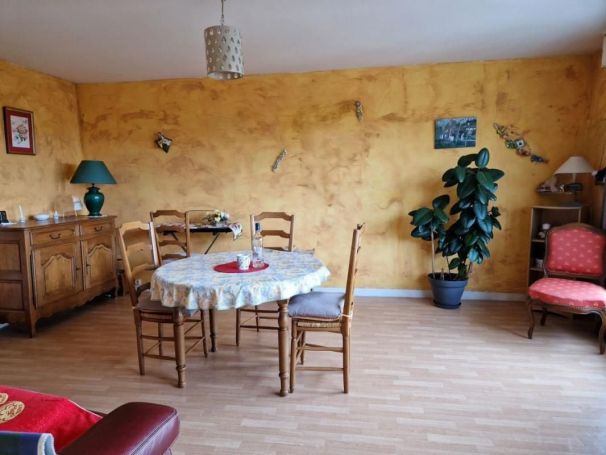 A louer APPARTEMENT T3 60 M2  LISIEUX