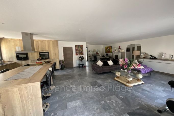 A vendre MAISON  DE MAîTRE  LESPARRE MEDOC Centre-ville