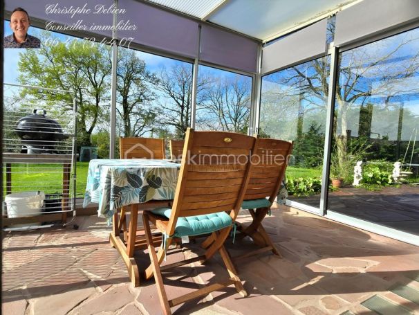 A vendre  MAISON DE 241 MÂ² HABITABLES / 6 CHAMBRES / PARCELLE DE 2400 M² Aizenay