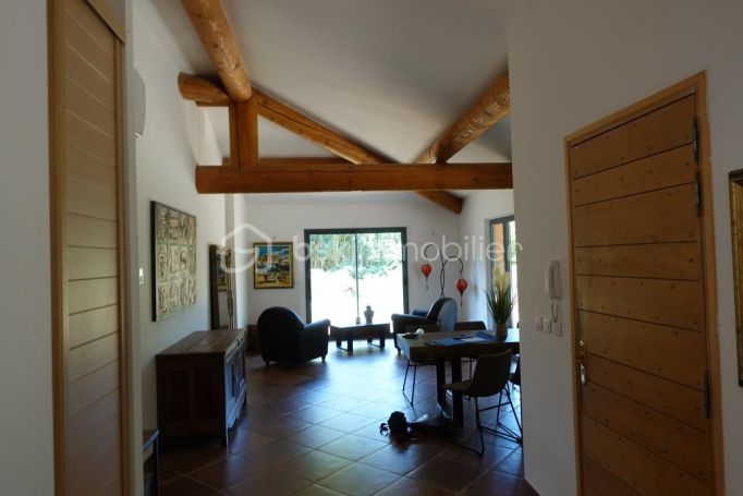 A vendre MAISON  5 PIECES 155 M2  AIX EN PROVENCE