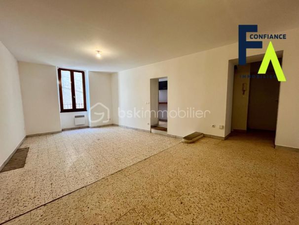 A louer APPARTEMENT T4 82 M2  ROUJAN