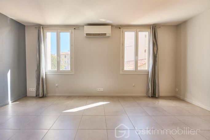 A louer APPARTEMENT DUPLEX T4 85 M2 BORD DE MER TOULON