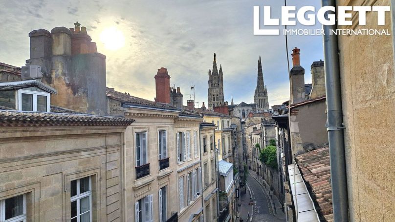 A louer APPARTEMENT T6 182 M2  BORDEAUX