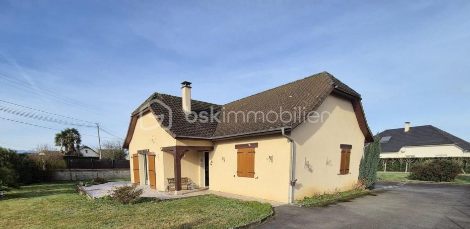 A louer MAISON  3 PIECES 90 M2  ANGAIS